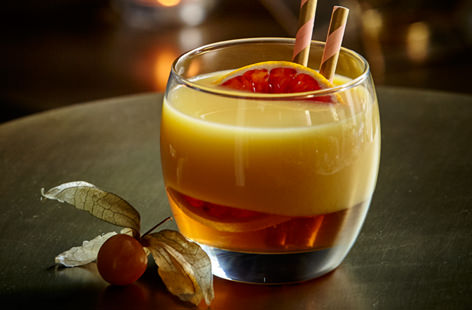 A zingy, citrussy twist on a classic Moscow mule, this delicious marmalade-sweetened tipple is sure to be a big hit at your Christmas party.