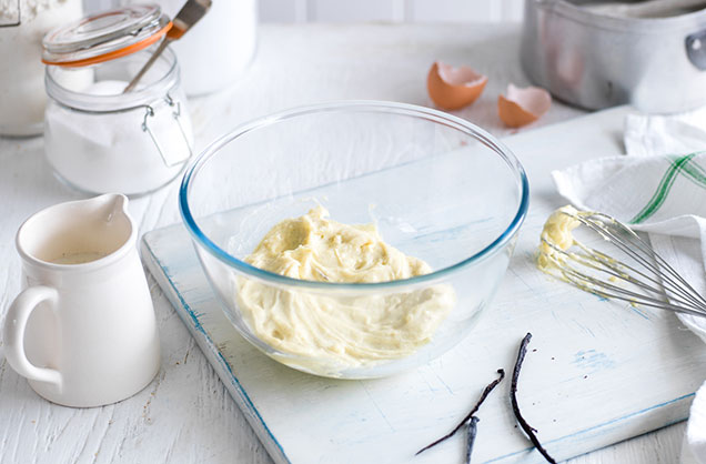 Prepare the crème pâtissière