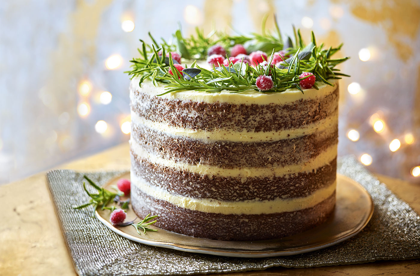 Naked gingerbread wreath cake recipe