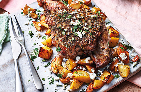 Looking for a lamb recipe to impress your guests? This one-tray lamb with rosemary and feta is a simple centrepiece that suits any occasion. 
