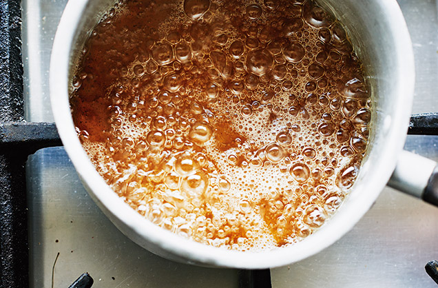 Make a sugar syrup