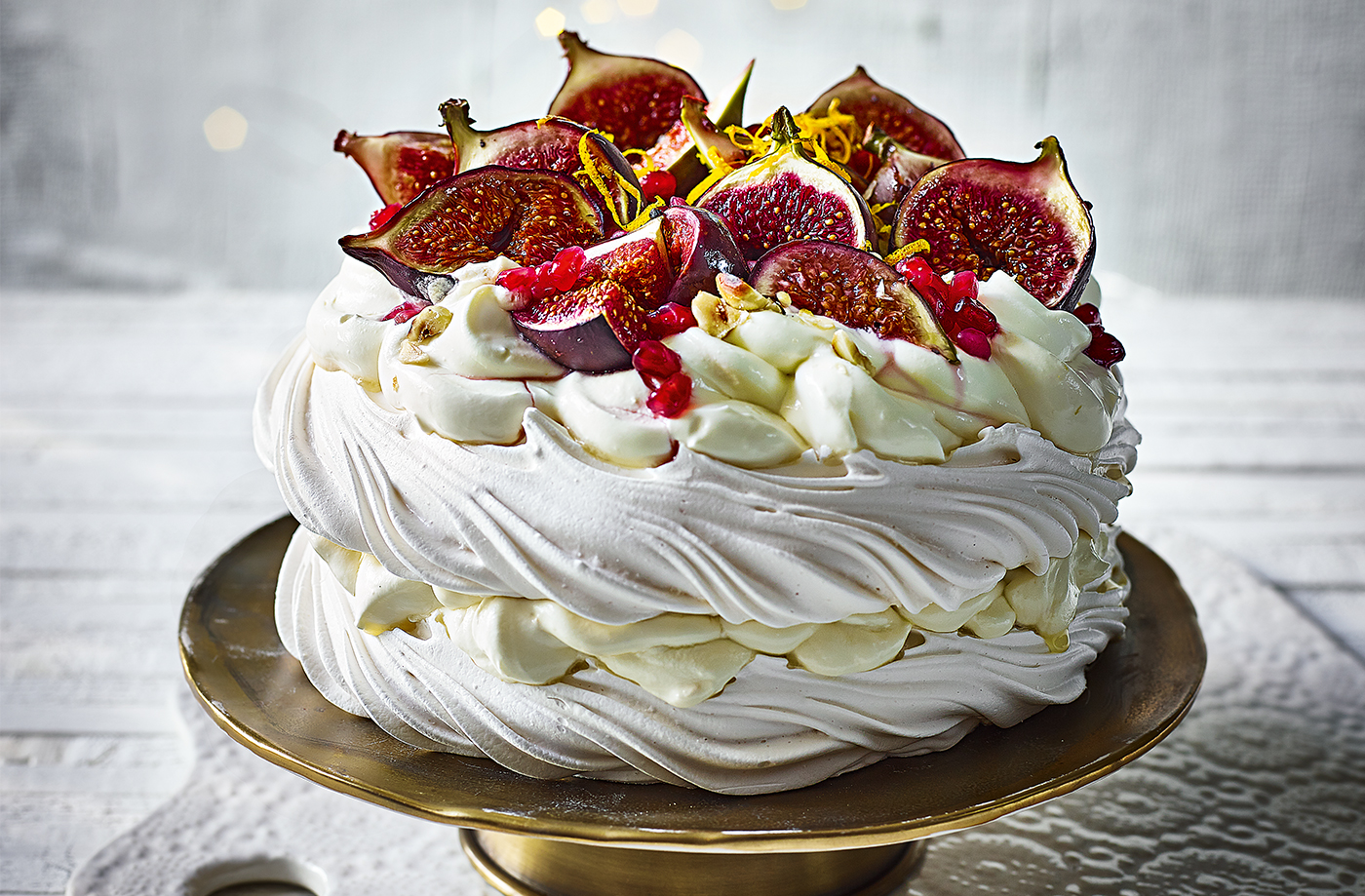 Fig and cardamom Pavlova recipe
