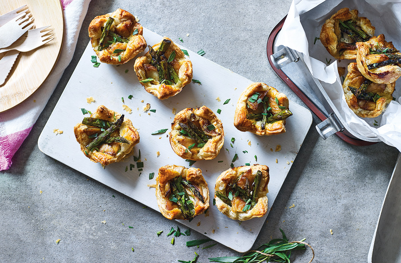 Asparagus and mackerel tartlets recipe