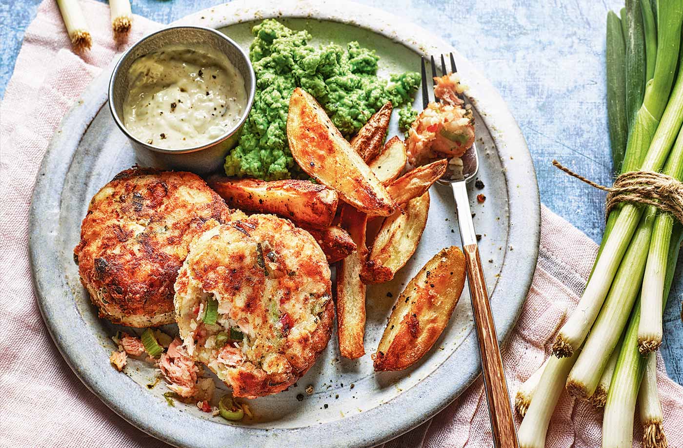 Salmon and spring onion fishcakes recipe