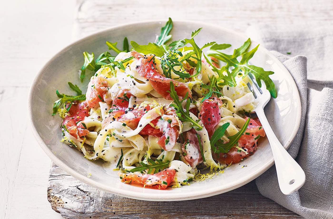Creamy smoked salmon and lemon pasta recipe
