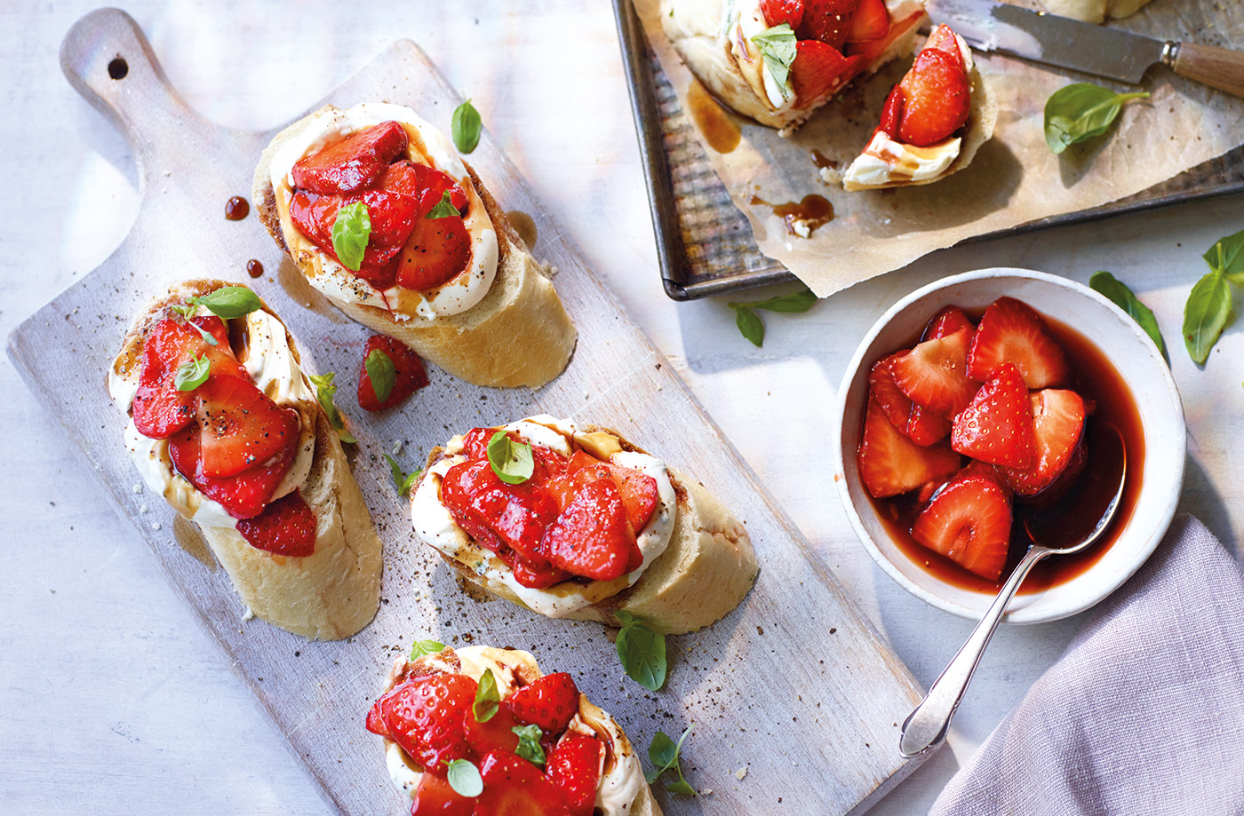 Strawberry open sandwiches recipe