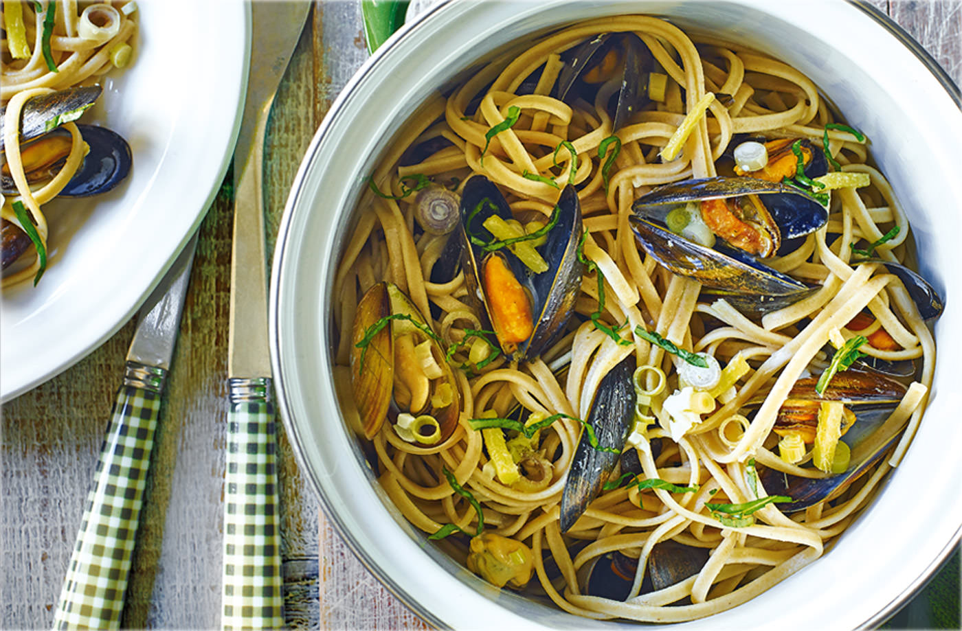 Thai-style mussels with linguine recipe