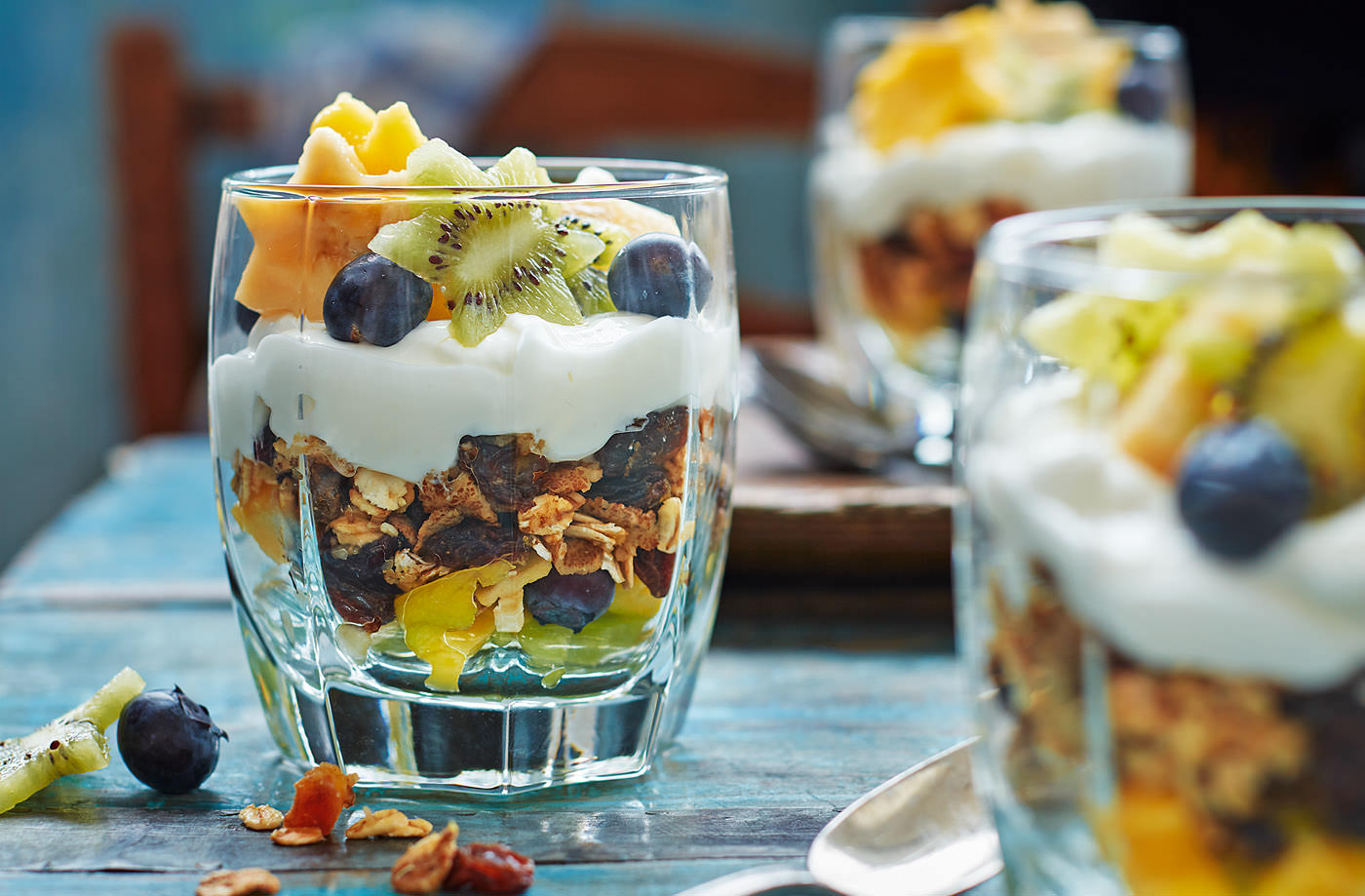 Starry muesli yogurt pots recipe