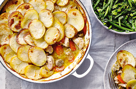 This hearty chicken hotpot recipe with chunky veg, mushrooms, and a golden potato topping, is the perfect fuss-free meal. Serve this simple dinner idea with green beans and tuck in.