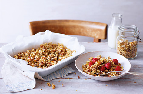 Serve up a fruit-filled breakfast cereal that the kids will love with these homemade crunchy oats. Similar to a granola, these oats are bound with egg whites to keep them healthy, meaning there’s no need to add lots of oil or sugar.