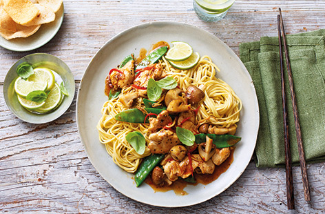 Bring some Thai-inspired sizzle to the dinner table with this easy chicken noodle recipe. Tender chicken and crunchy veg take on tons of flavour from fresh chillies and fresh, fragrant basil for a spicy stir-fry in under half an hour.