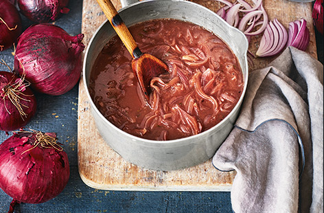 Roast dinners just got even better with this ultimate gravy recipe, made using seasonal red onions and tart redcurrant jelly