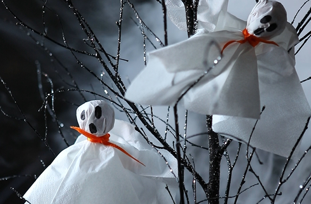 Lollipop ghosts