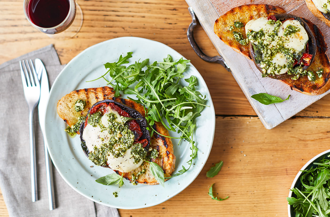 Grilled mushrooms with pesto and mozzarella recipe