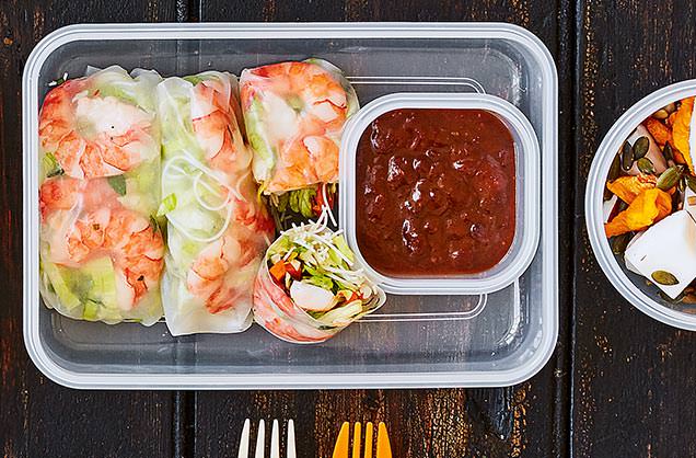 Prawn summer rolls