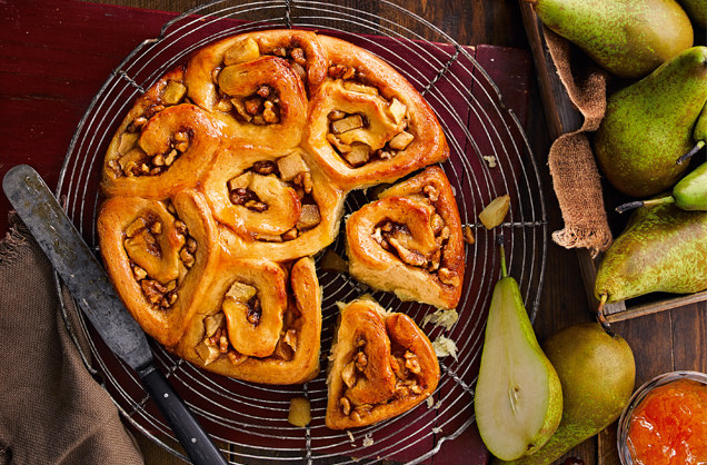 Pear breakfast buns recipe