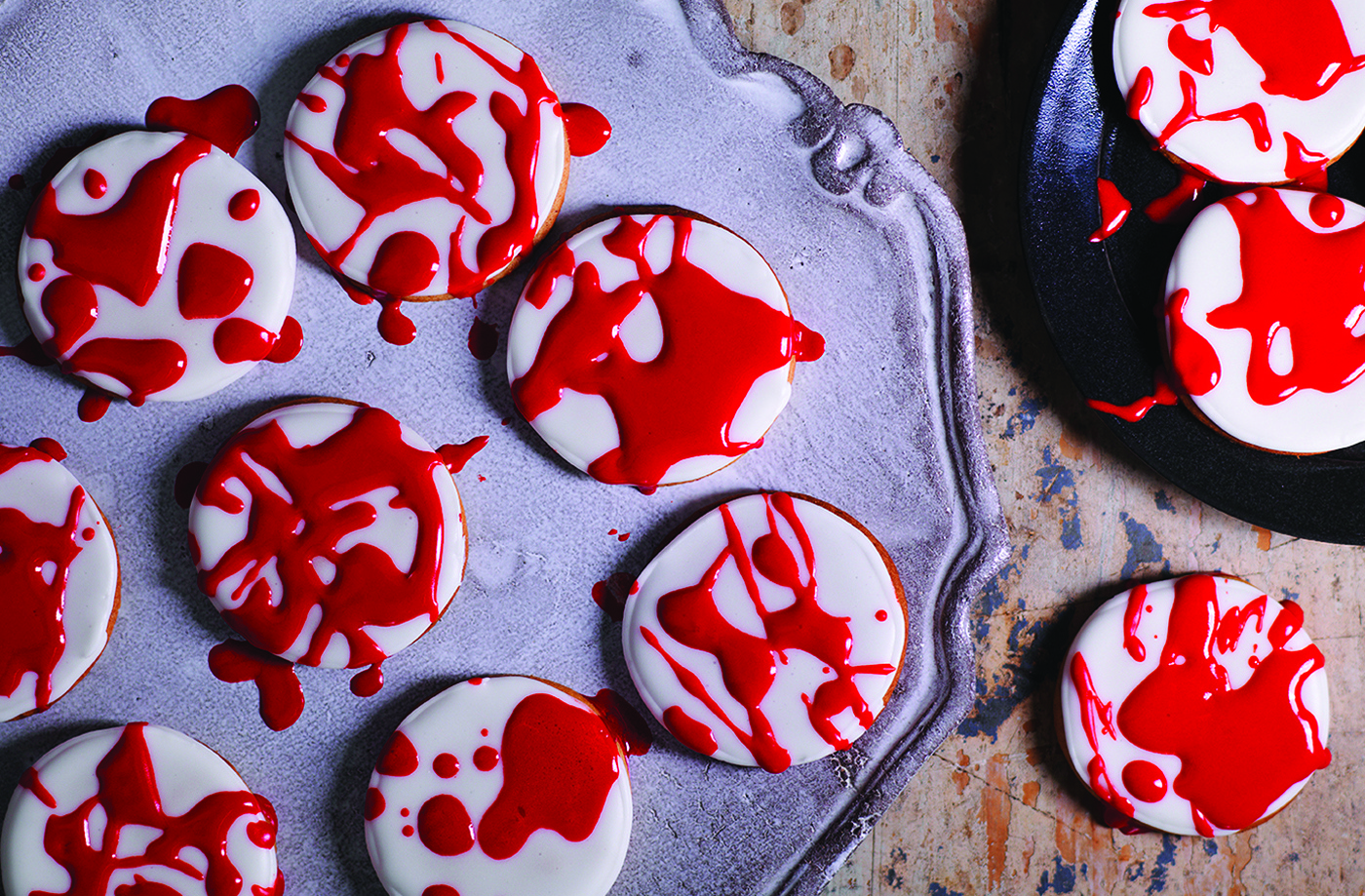 Blood-splattered gingerbread biscuits recipe