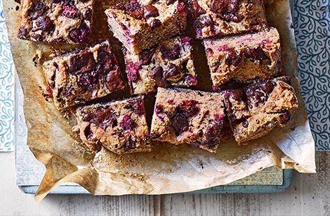 A tin of cannellini beans sounds unusual in blondies, but combined with cashew butter and maple syrup this gives a luxurious dairy-free result that can be blitzed together in no time. Fresh raspberries and a touch of chocolate add familiar sweetness for an