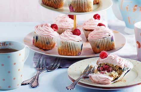 If you are looking for a guilt-free treat that will satisfy your sweet tooth then these fruity cupcakes, which use only naturally occurring sugars, are just the answer.
