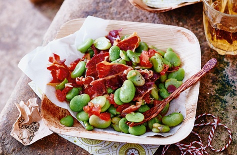 Fava (or broad) beans have a creamy texture and sweet flavour that pairs well with rich and salty ingredients like bacon, anchovies and pecorino cheese