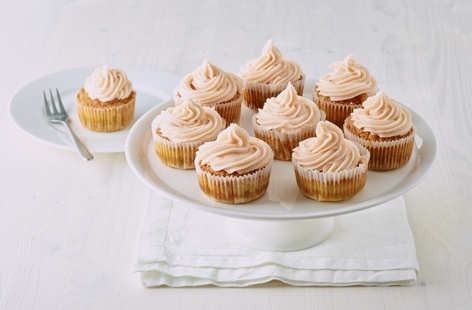 These cute cupcakes have so much going for them! Not only do they make the most of a classic flavour combo, sweet strawberry and fragrant vanilla, but they're also completely dairy and gluten-free. Bake a batch in just half an hour for all to enjoy