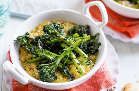 Spice up your evening with this delicious dhal – the perfect intimate dinner idea for two. Packed with fragrant Indian spices and hearty red lentils, this vegetarian main is topped with vibrant purple sprouting broccoli, roasted with cumin and nigella seed