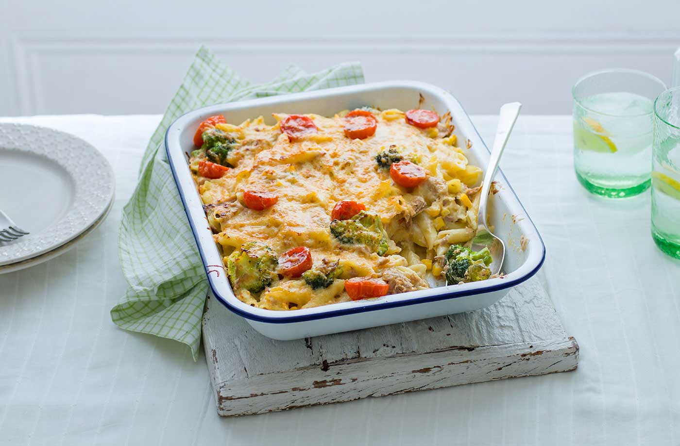 Rich and cheesy, this tuna pasta bake recipe is ideal for a busy weeknight.