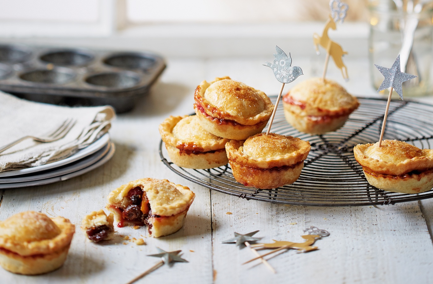 Clementine and cranberry mince pies  recipe
