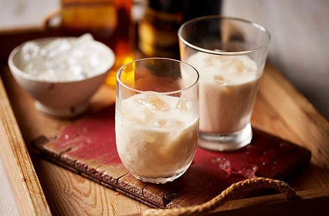 Make a toast or two to the Irish with this irresistibly smooth and creamy cocktail