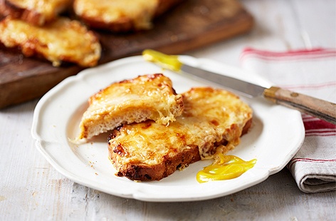 With a golden, bubbling Cheddar sauce featuring ale, mustard and Worcestershire sauce, this classic Welsh rarebit recipe is as simple as it is special. Don't forget a nice crusty loaf for the base and you have a hearty meal or luxury snack in just 15 minutes.