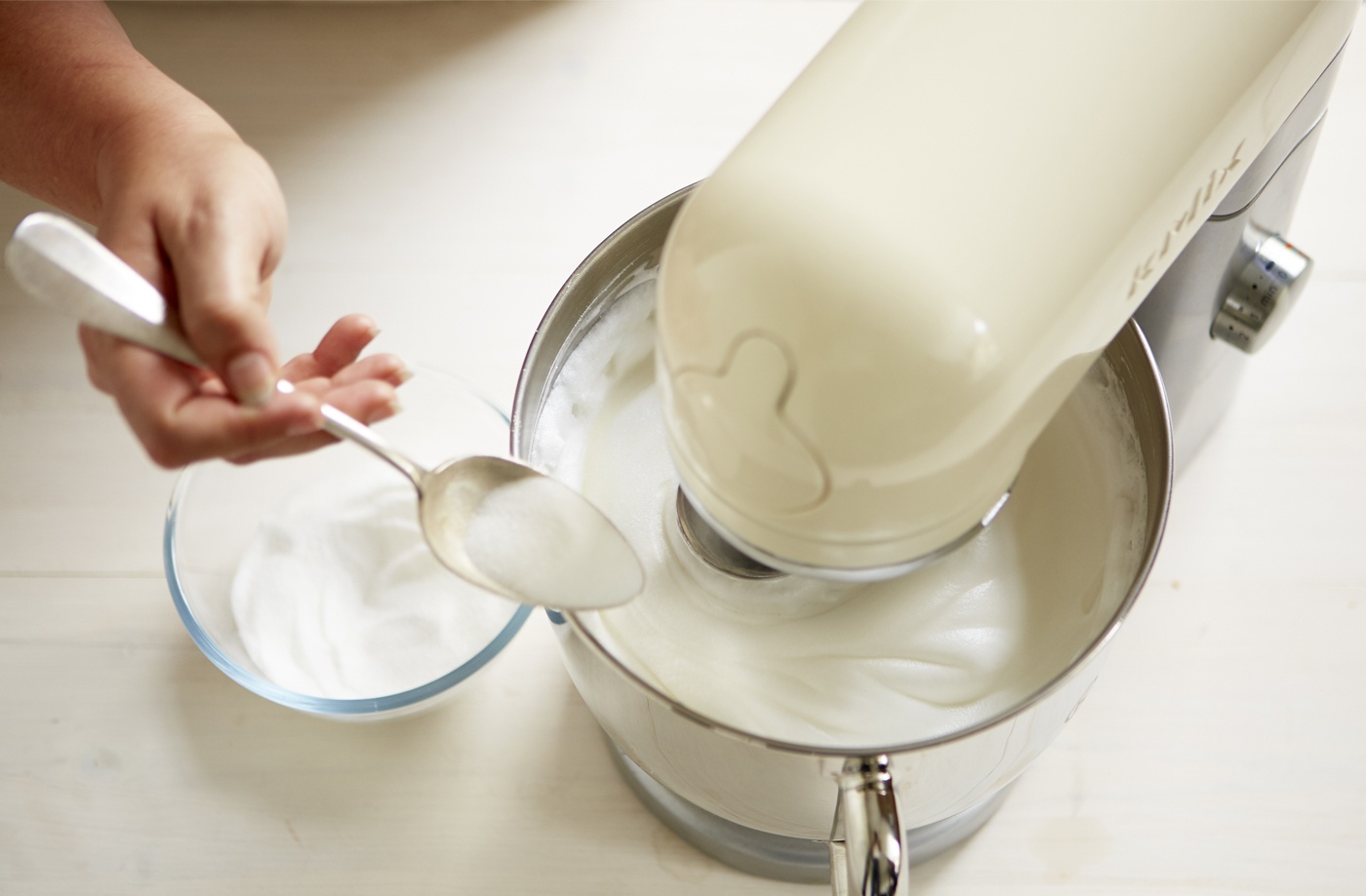 Make the meringue