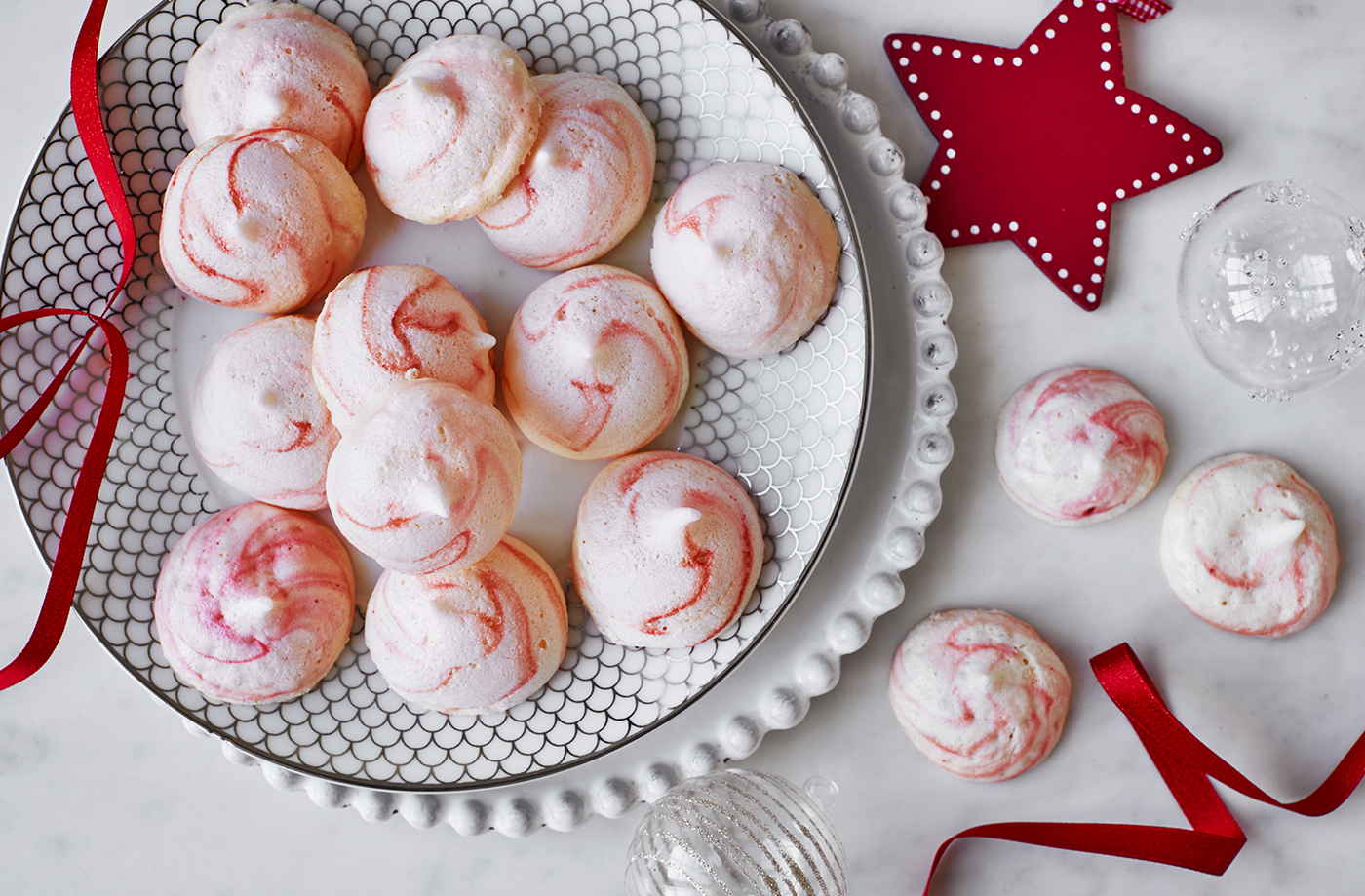 Vegan meringue kisses recipe