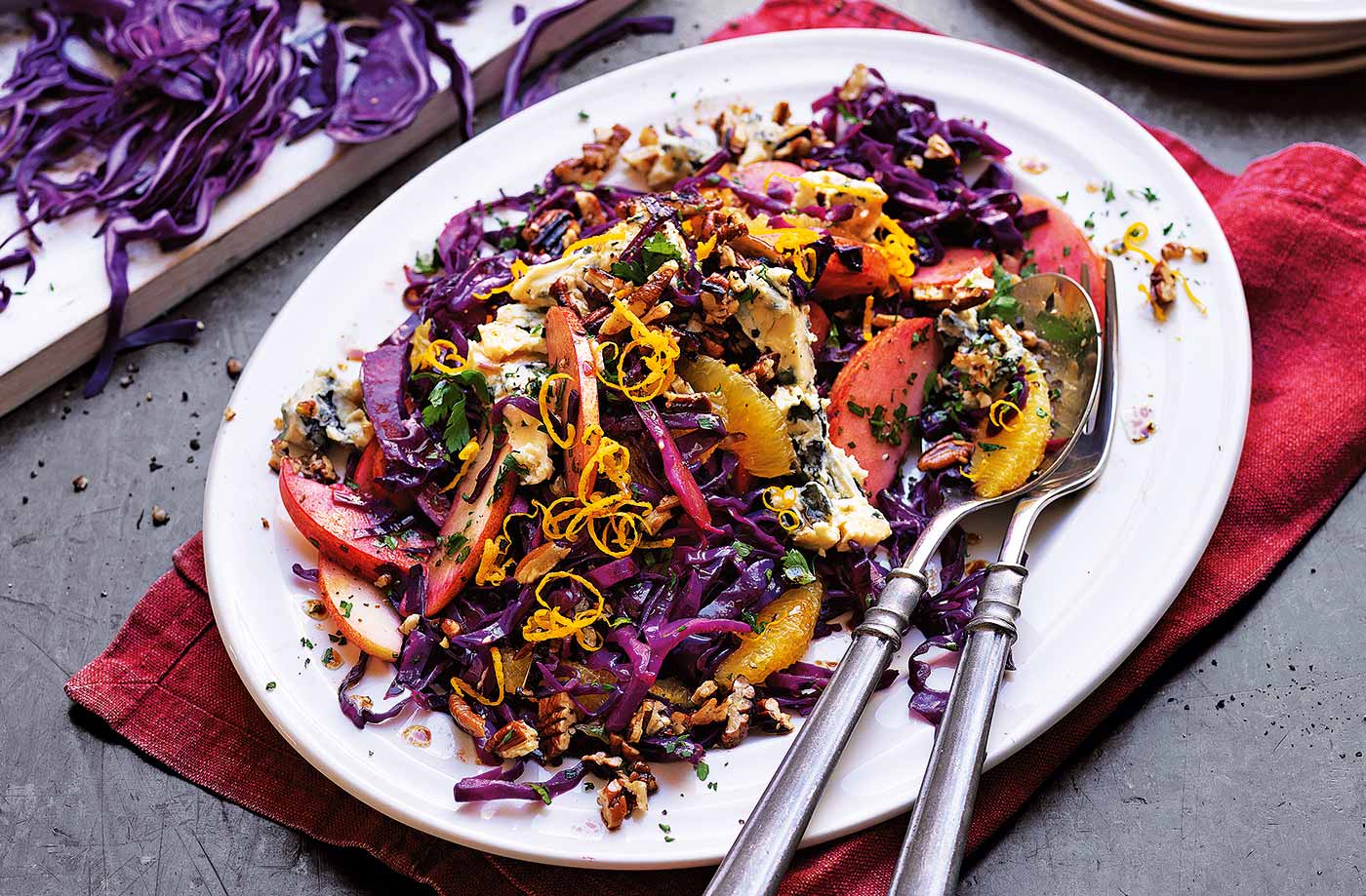 Red cabbage, pecan and blue cheese salad recipe