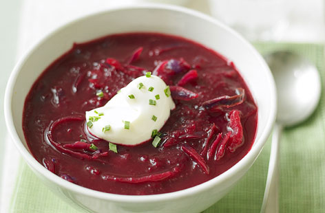 Red cabbage and beetroot borscht recipe