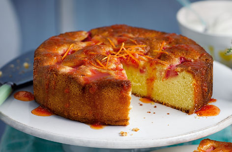 This unusual combination of rhubarb, yogurt and clementine works really well together