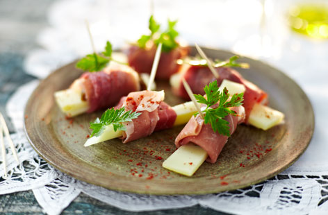 Ham, fig and Manchego canapés recipe