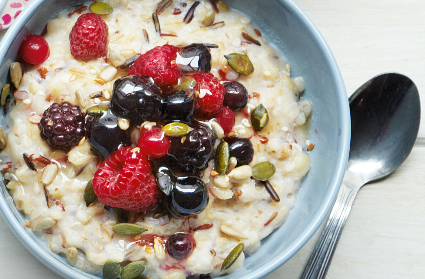 Seven-grain porridge with seeds and berries recipe