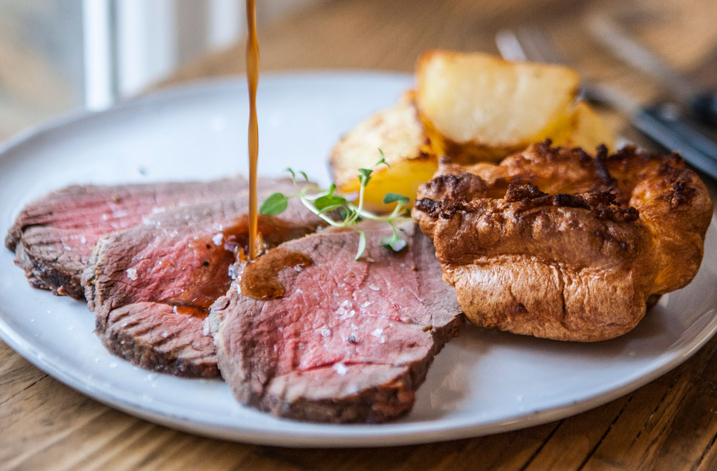 Roast beef and Yorkshire puddings recipe