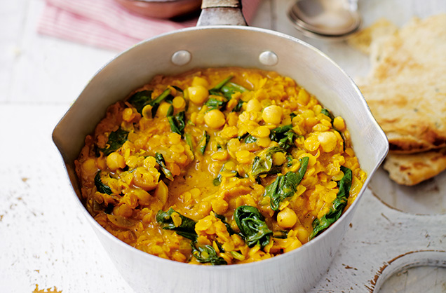 Wednesday: Spinach and chickpea coconut dhal