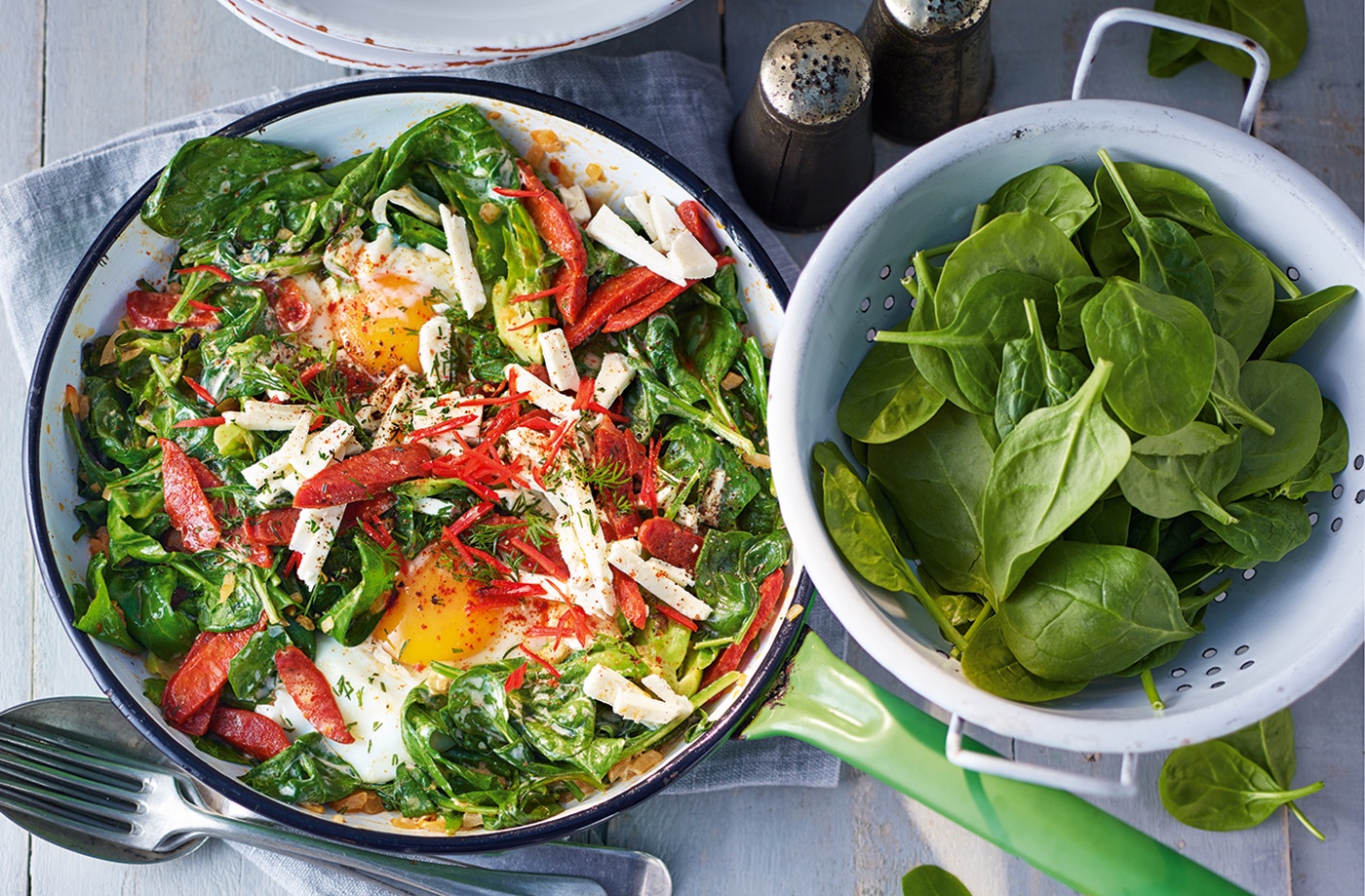 Spinach menemen recipe