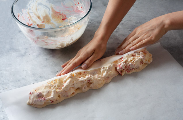 Shape the filling