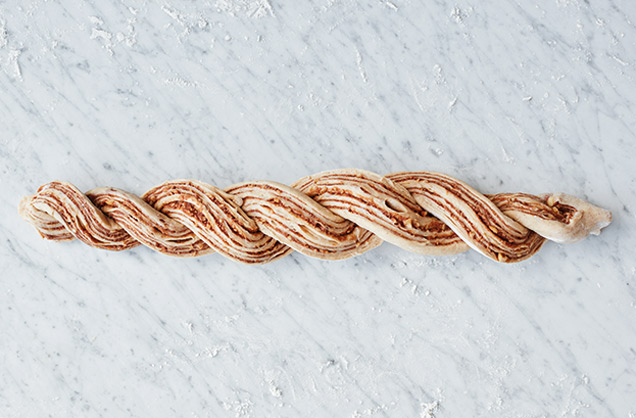 Shape the babka