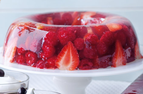 Summer fruit and vanilla ring recipe