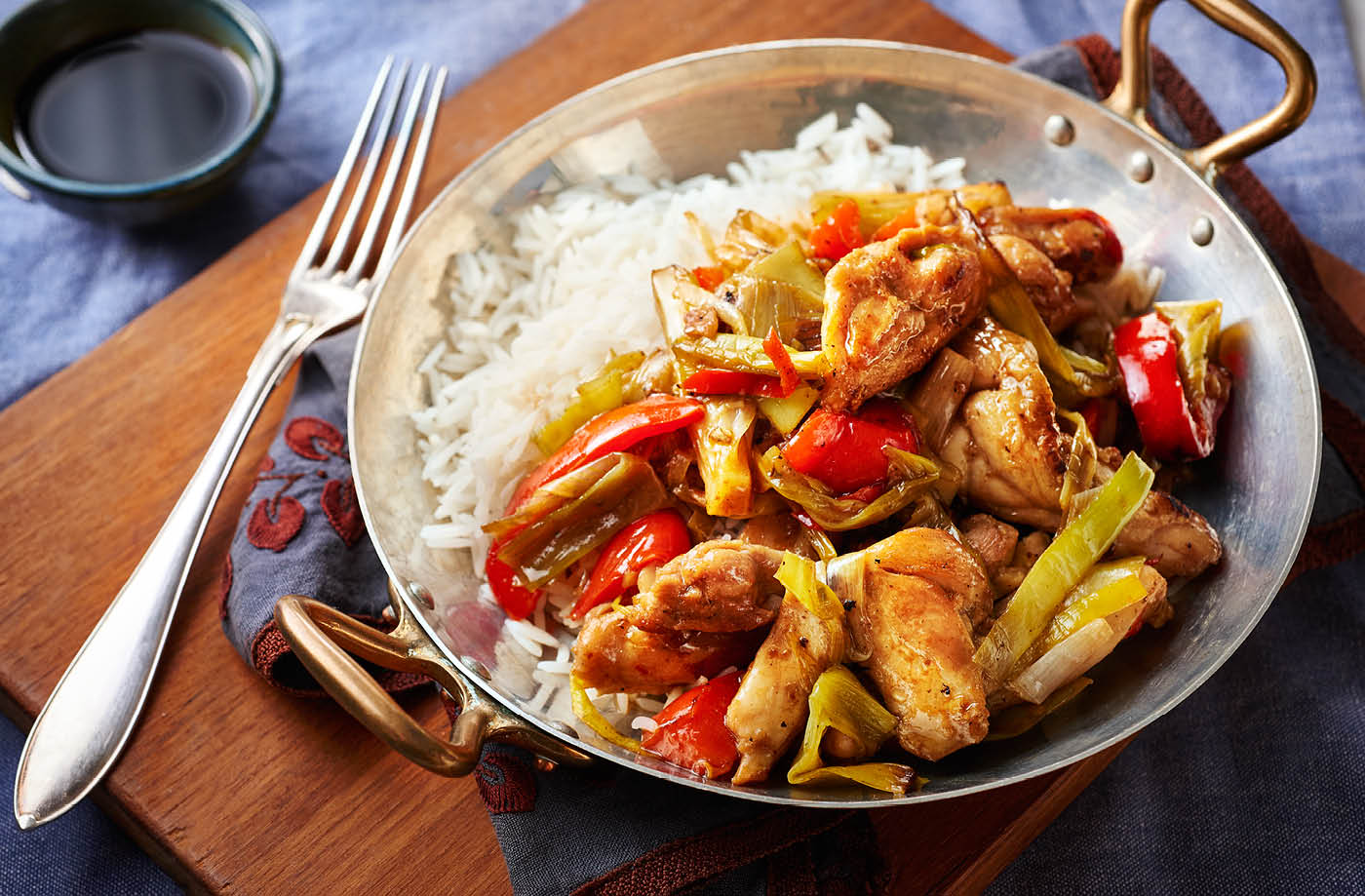 Spicy chicken and leek stir-fry recipe