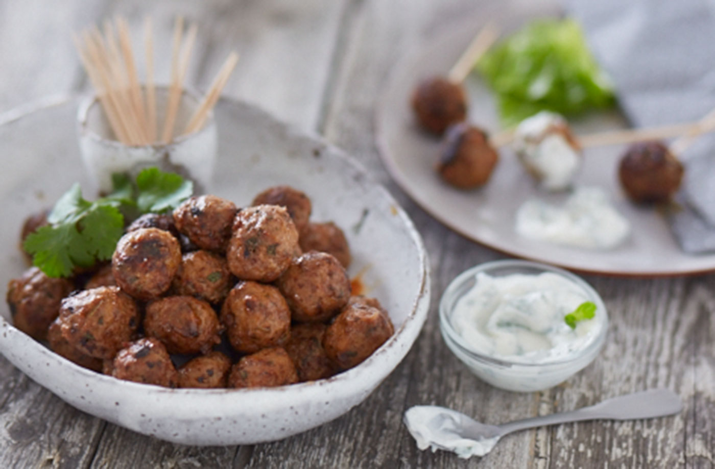 Tandoori lamb balls with raita dip recipe