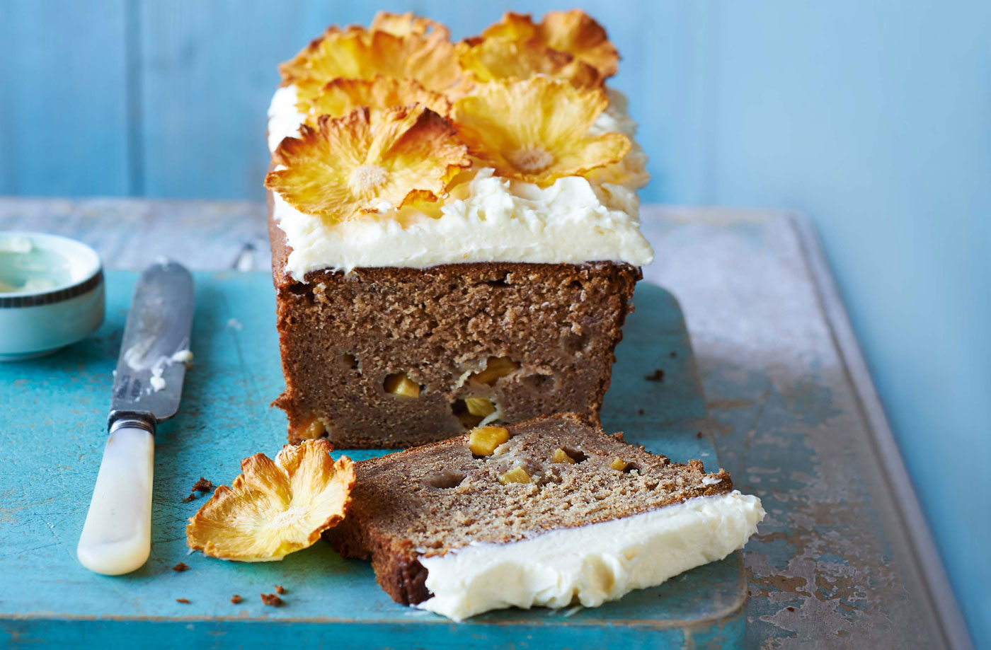 Hummingbird cake with pineapple flowers recipe