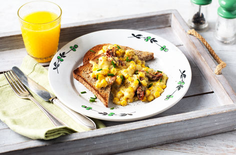 Get out of your breakfast rut with this hearty but healthy breakfast idea. Creamy corn and sun-dried tomatoes on top of wholemeal toast will give you an energetic start to the weekend while only taking twenty minutes to prepare.