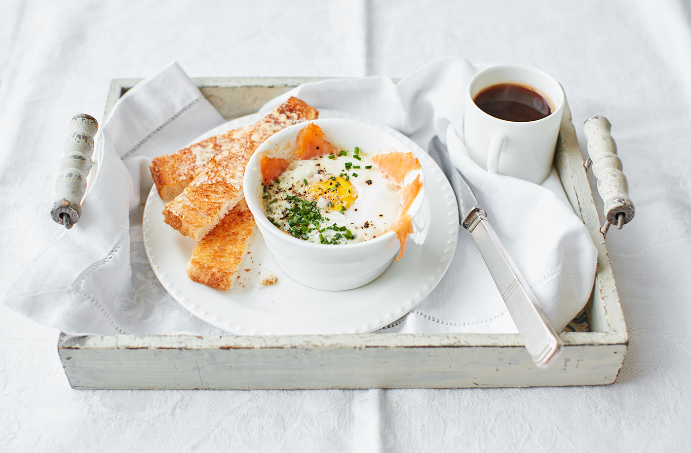 Creamy baked egg and smoked salmon pots recipe
