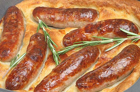 Toad-in-the-hole with apple and rosemary recipe