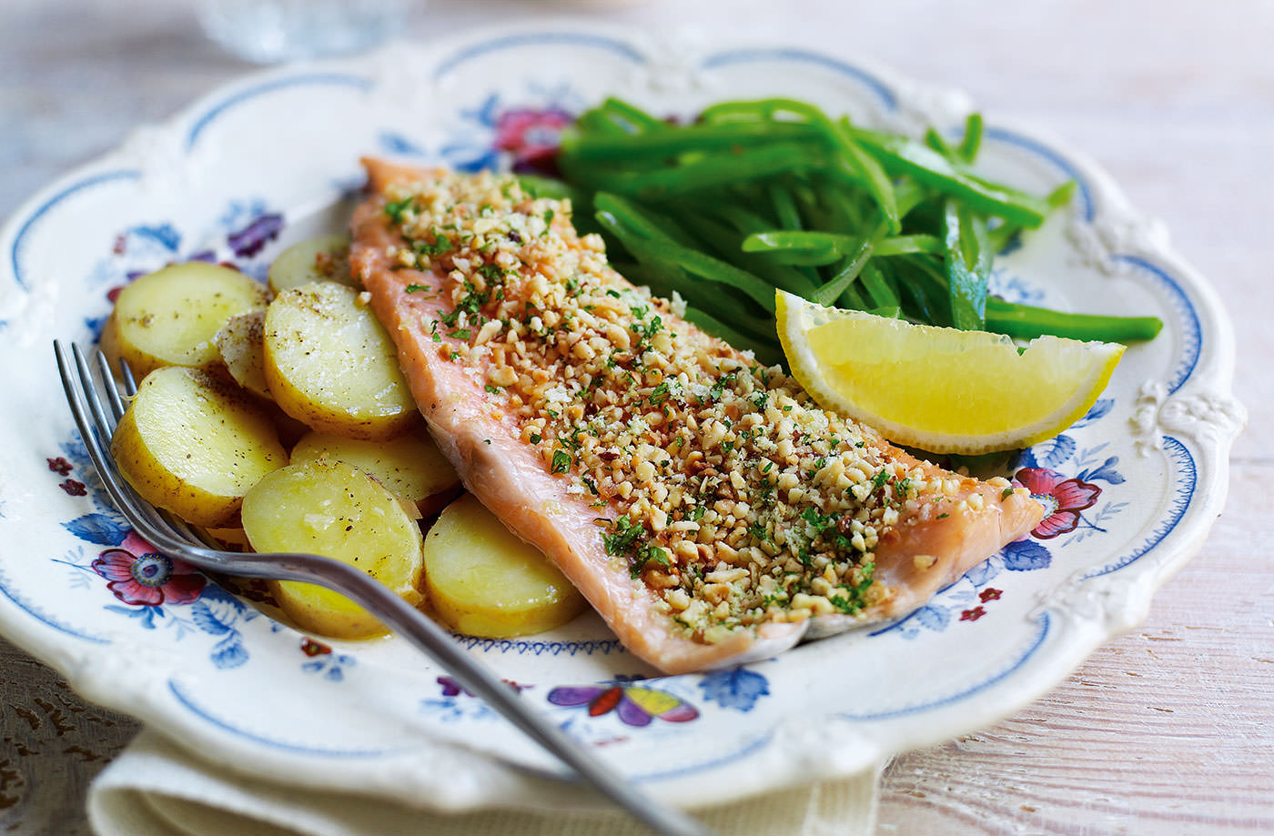 Trout fillets with a hazelnut crust recipe